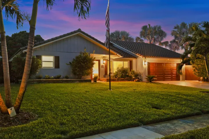 A true unicorn property in the heart of Delray Beach. No HOA and over 2/3 of an acre, fully renovated with impact windows & a new roof in 2022. A home like this will not last long!