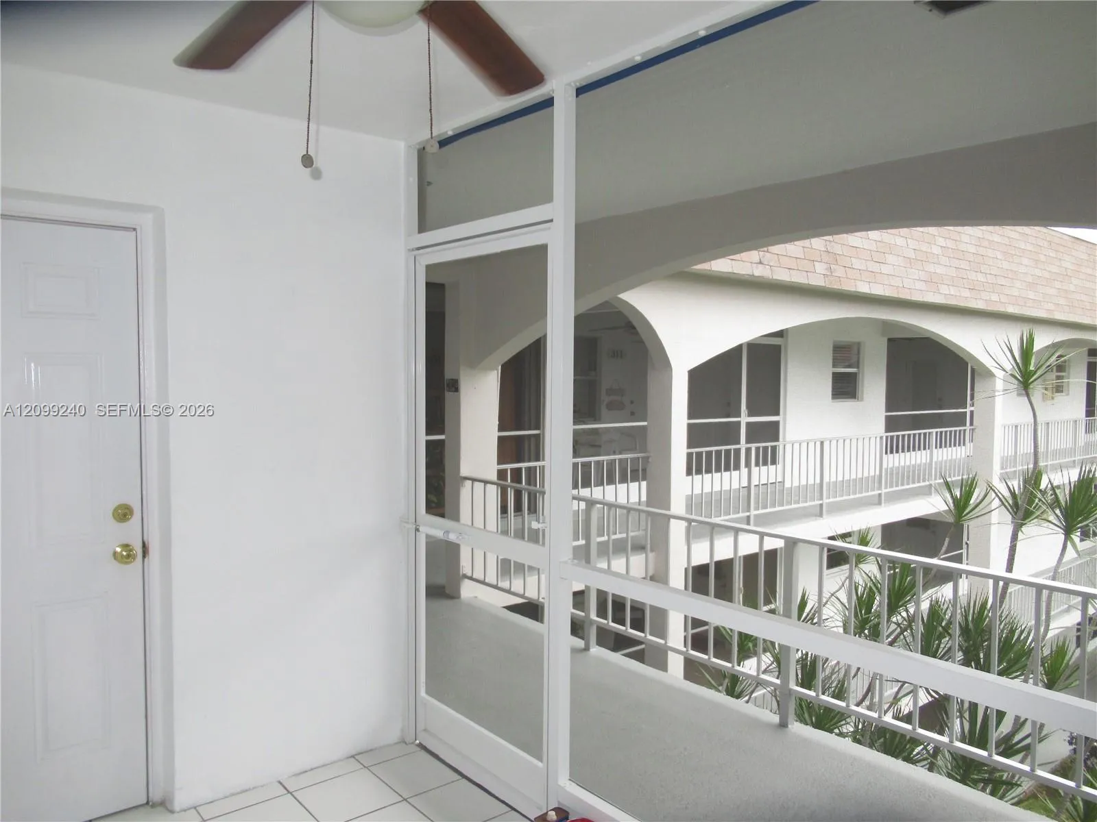 SCREENED PORCH