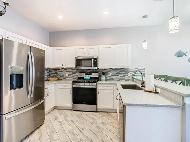 304 Calabay Parc Boulevard-28