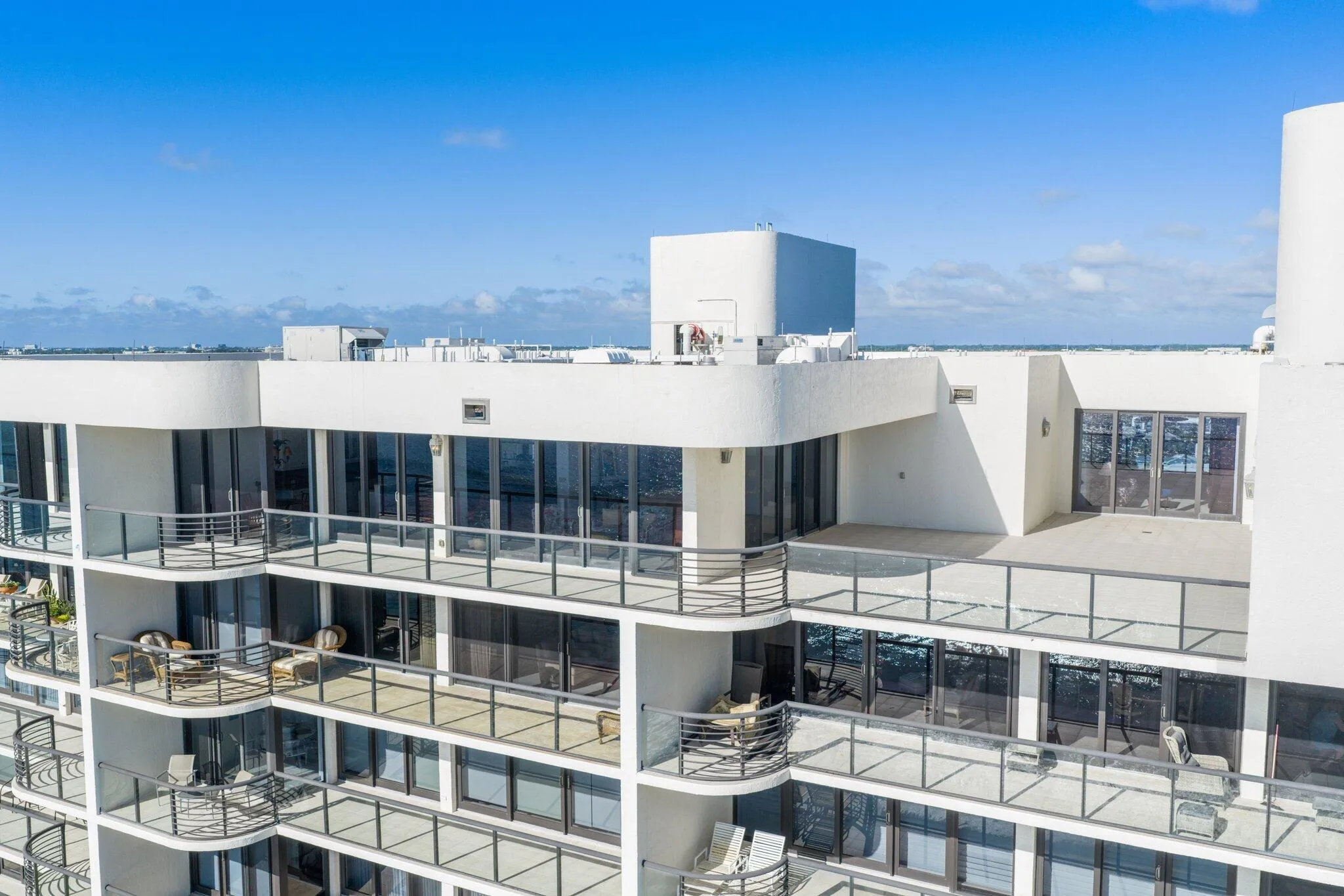 2727 S Ocean Boulevard 1502 - 147.jpg-SM