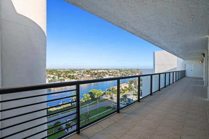 2727 S Ocean Boulevard 1502 - 30.jpg-SMA