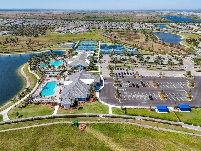 DelWebbTraditionsAmenityAerials2025(3)