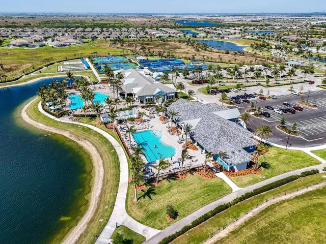 DelWebbTraditionsAmenityAerials2025(5)