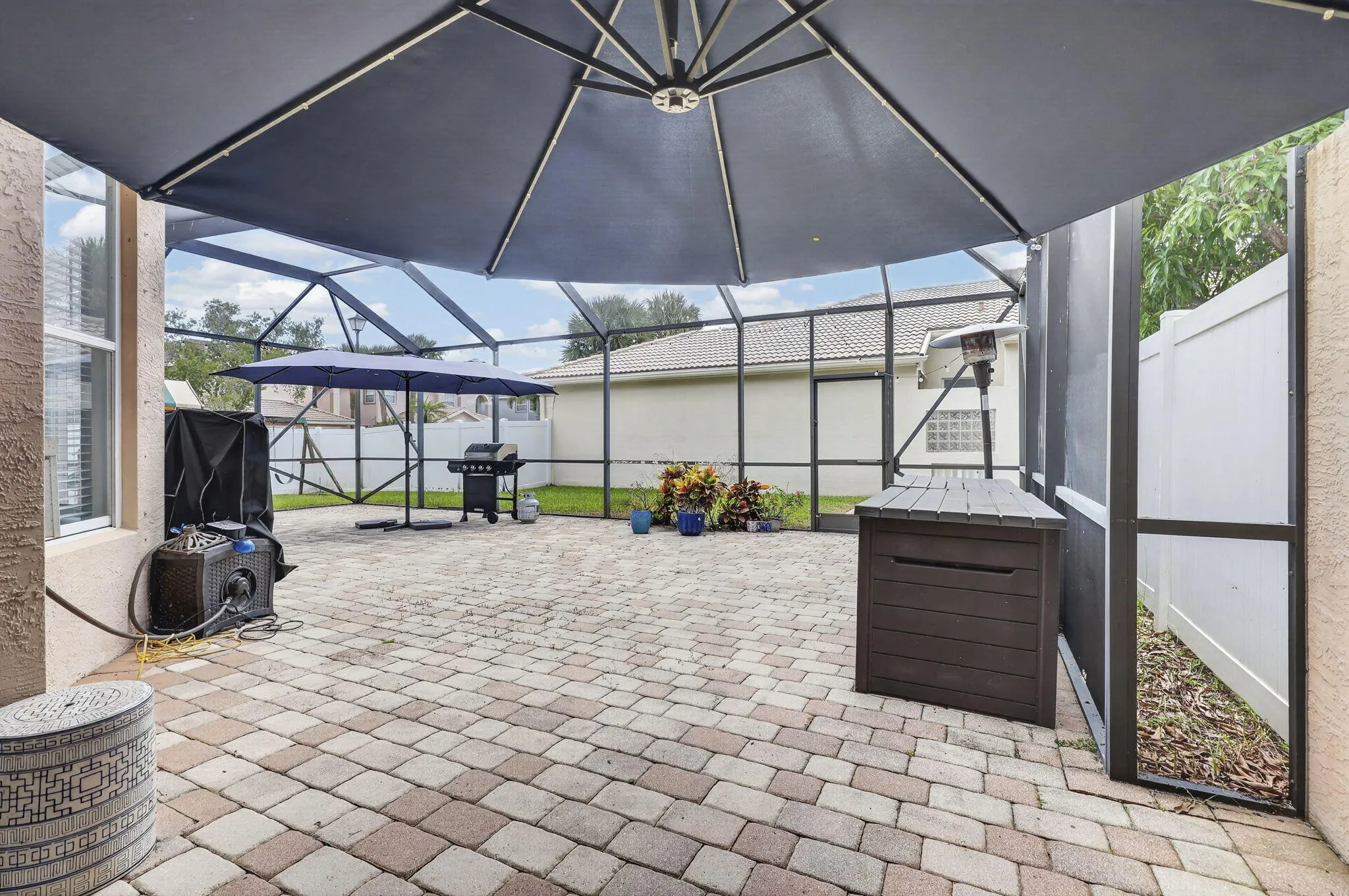 Paved Lanai