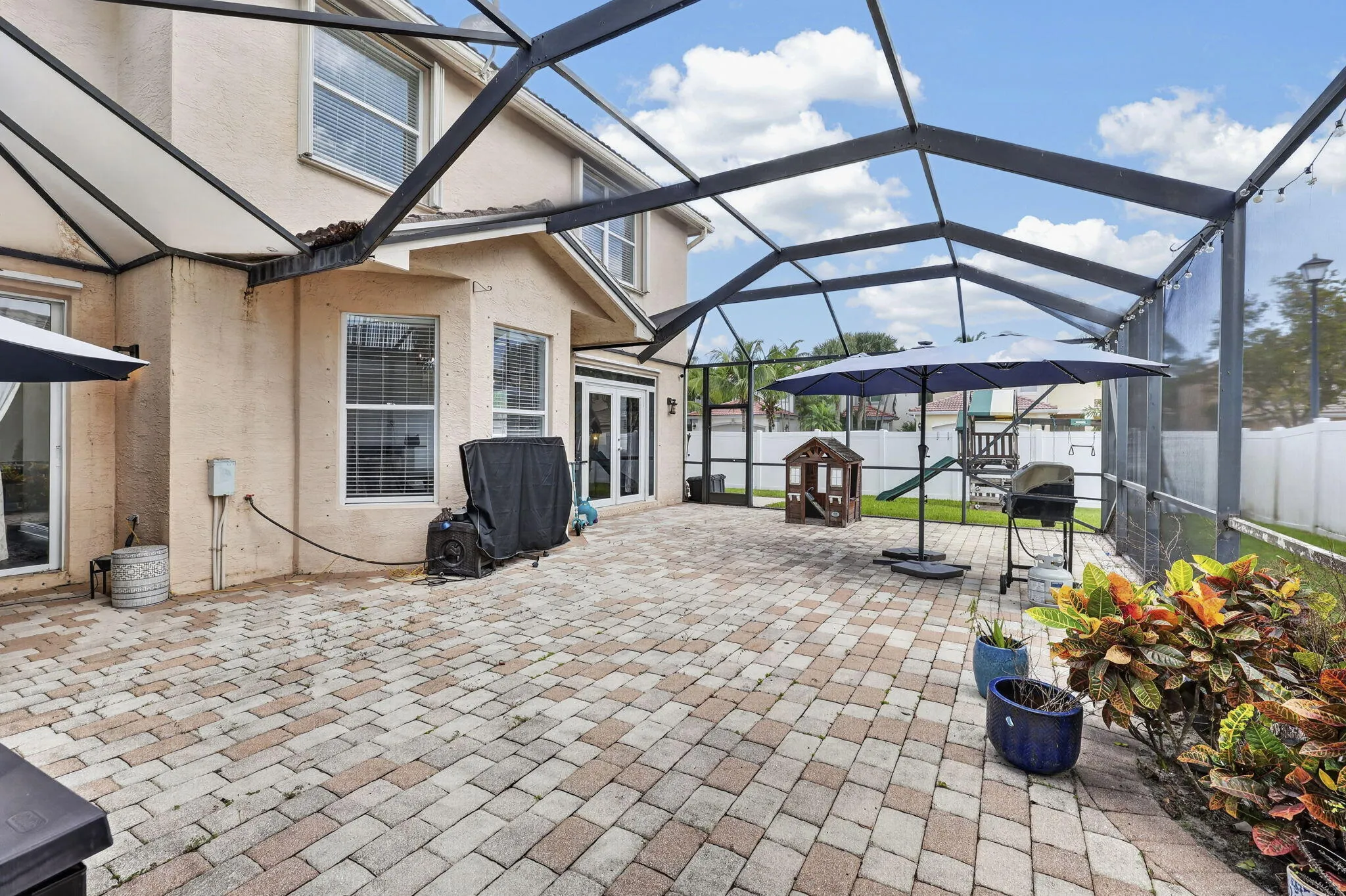 Paved Lanai