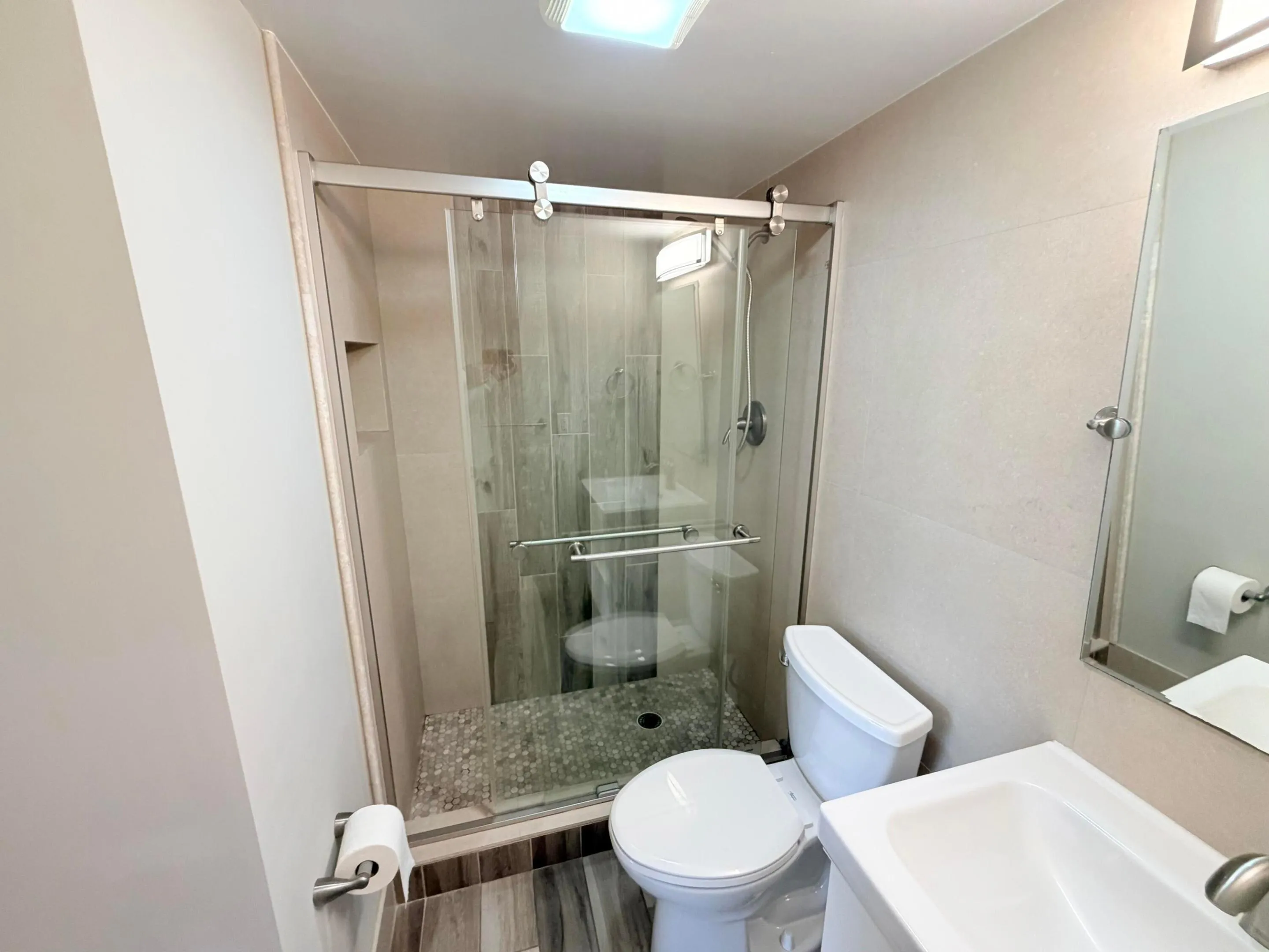 Main bathroom
