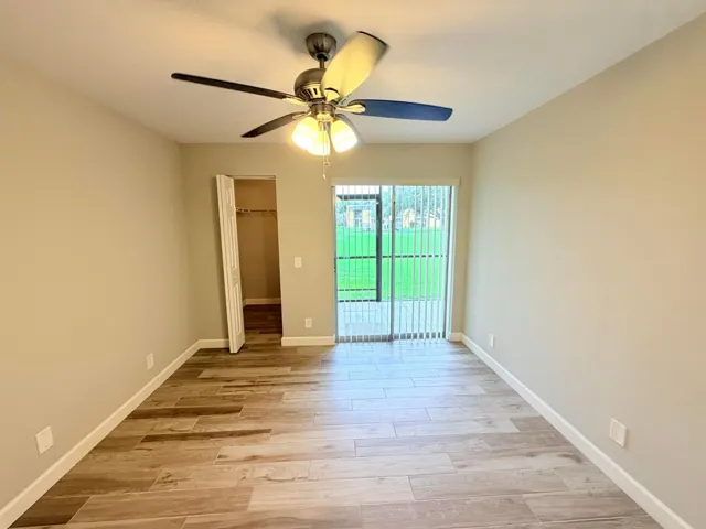 Secondary bedroom