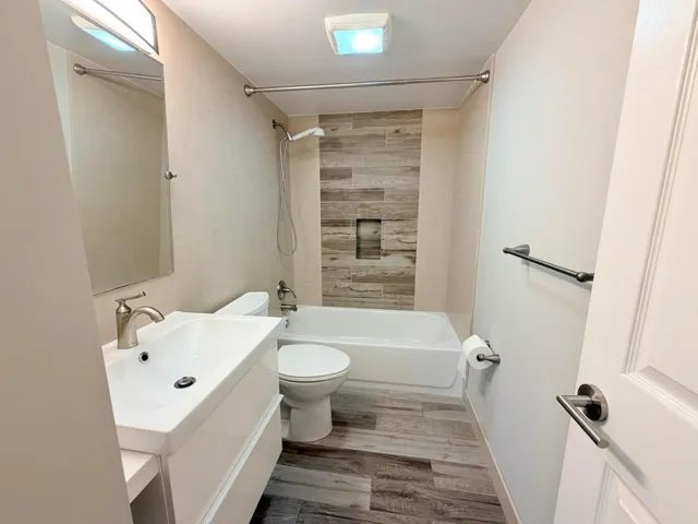 Secondary bathroom