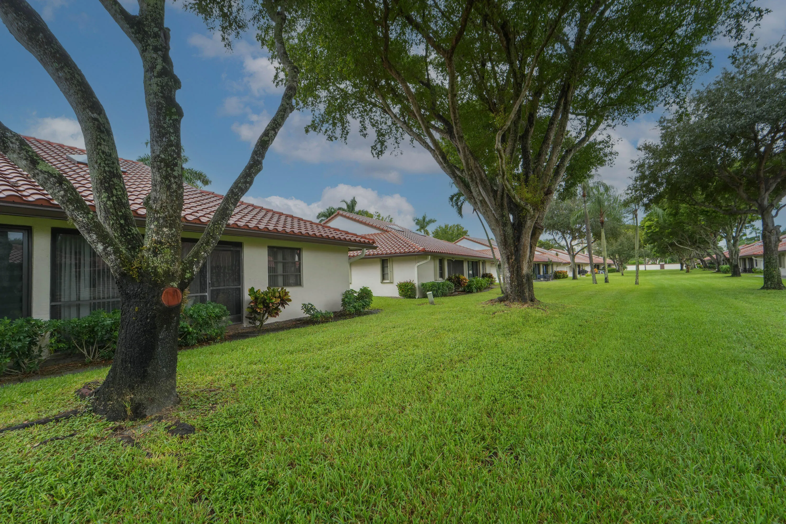 6408 kings gate -6