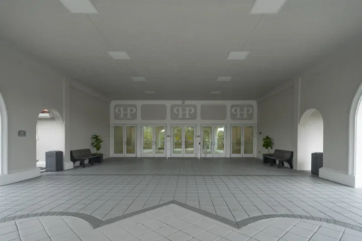 HP Club House_22