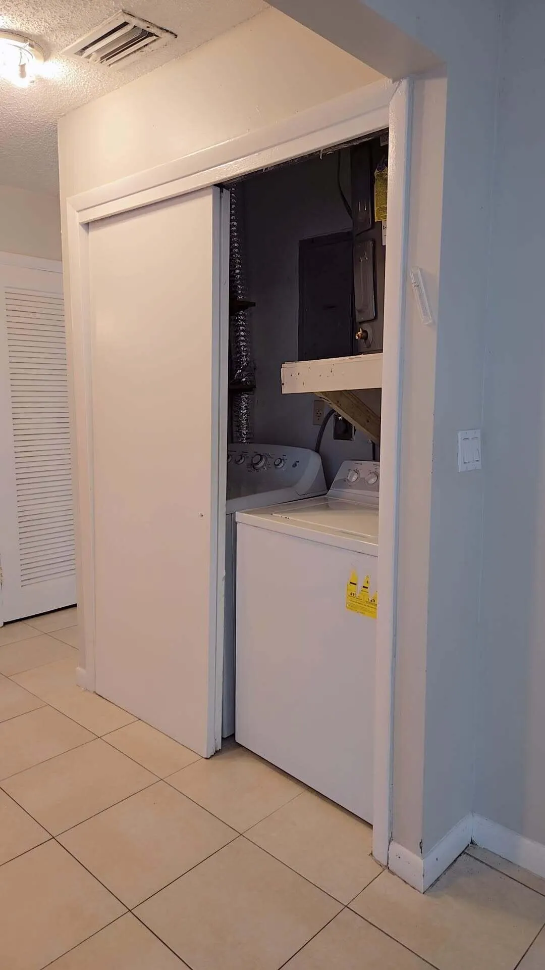 2521MANORB10