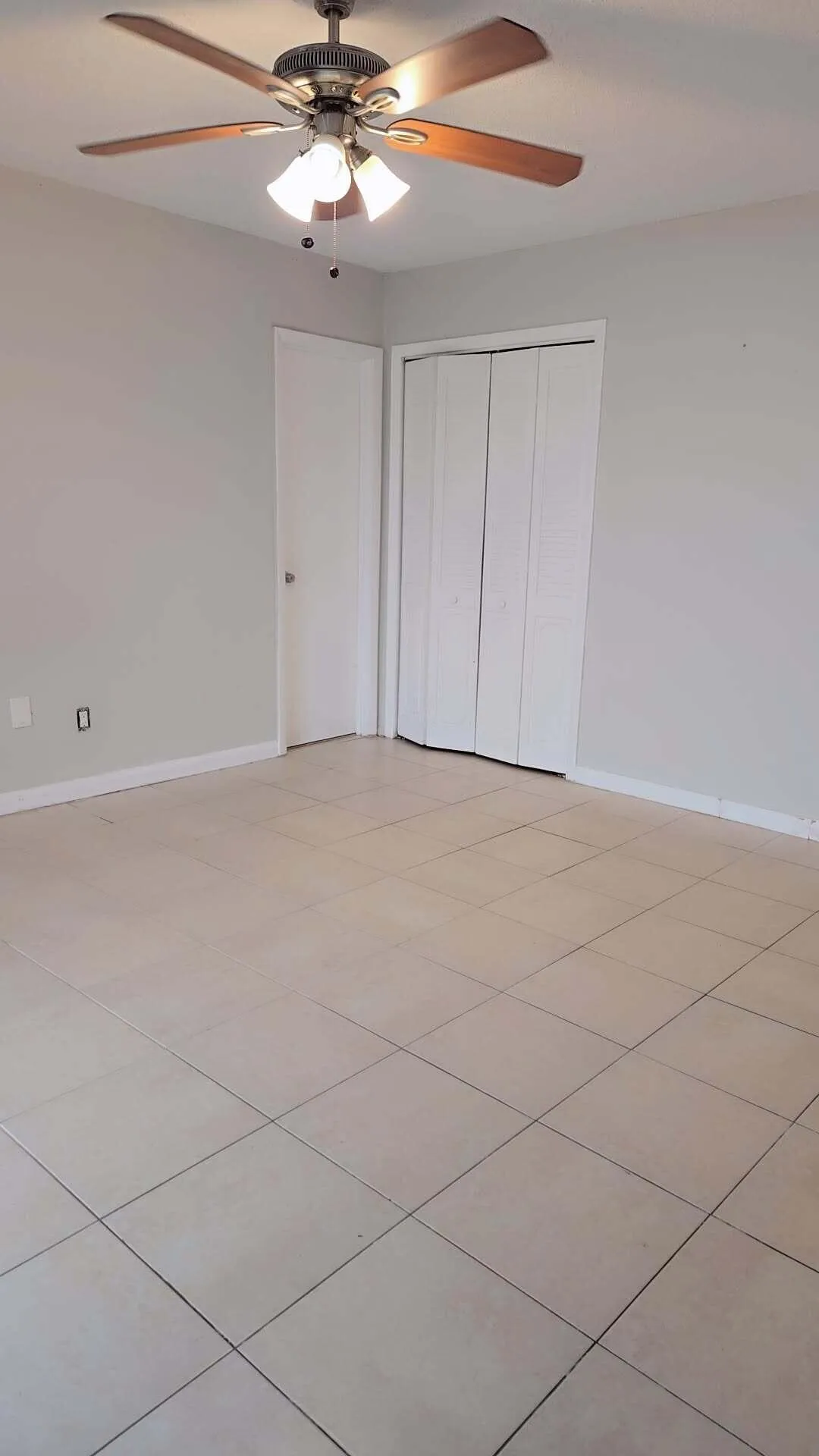 2521MANORB14