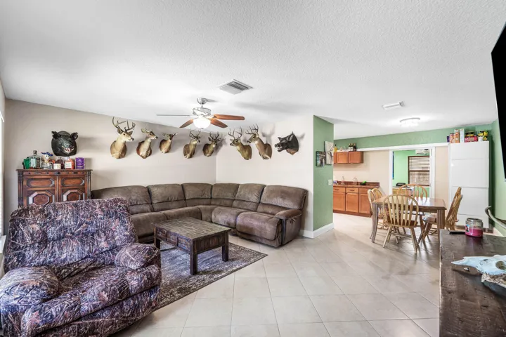 005-7416CoconutDr-LakeWorth-FL-33461-SMA