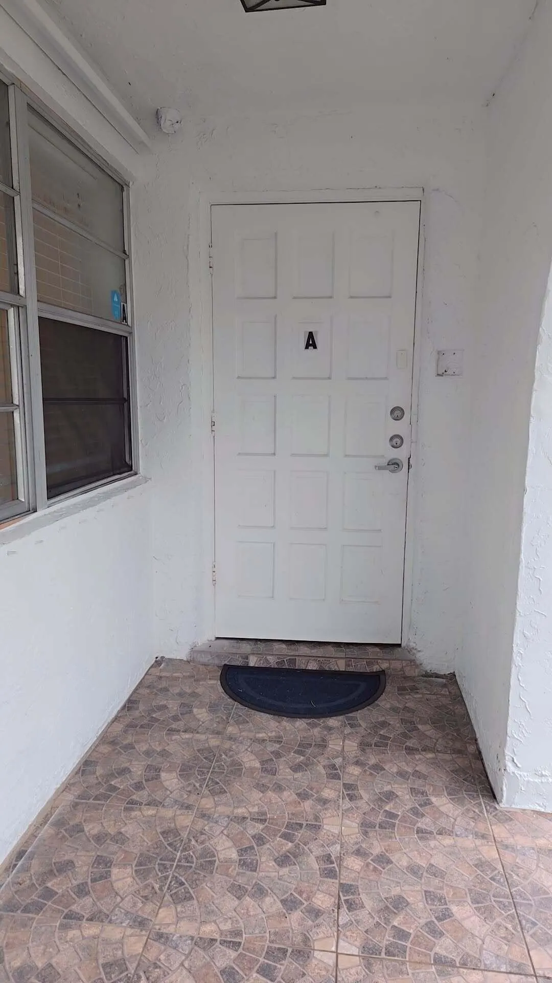 2521MANORA1