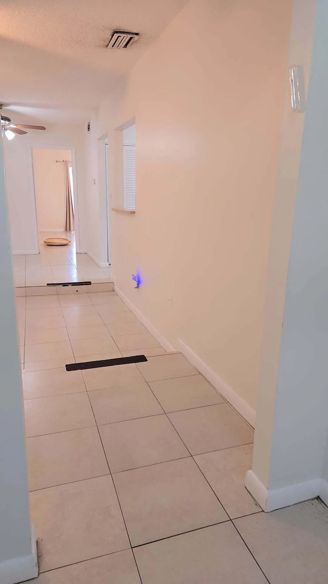 2521MANORA4