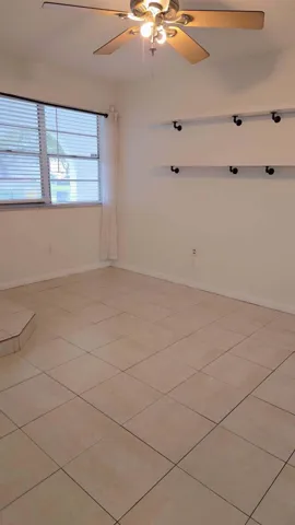 2521MANORA10
