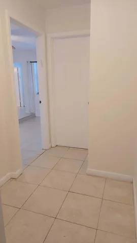 2521MANORA19