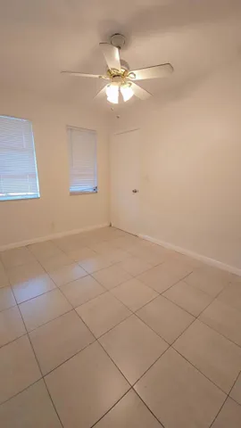2521MANORA7
