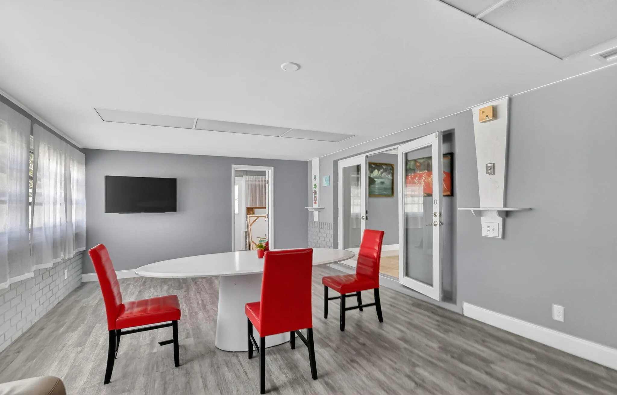 Versatile Family Room