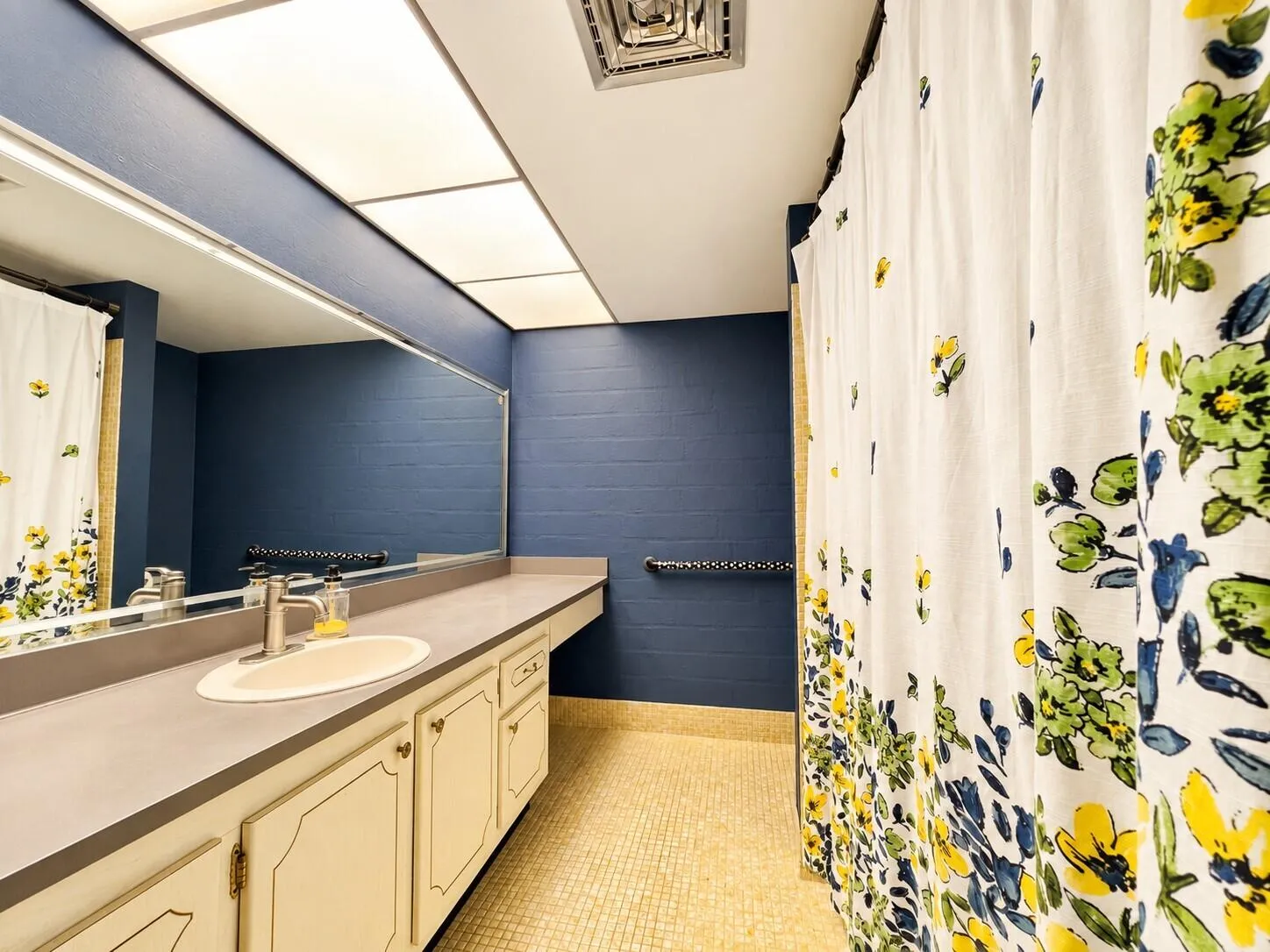 Full Ensuite Bath