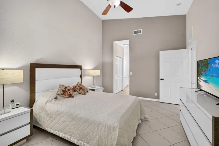 Tray Ceiling