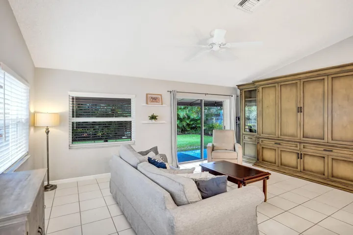 23-web-or-mls-DSC08197