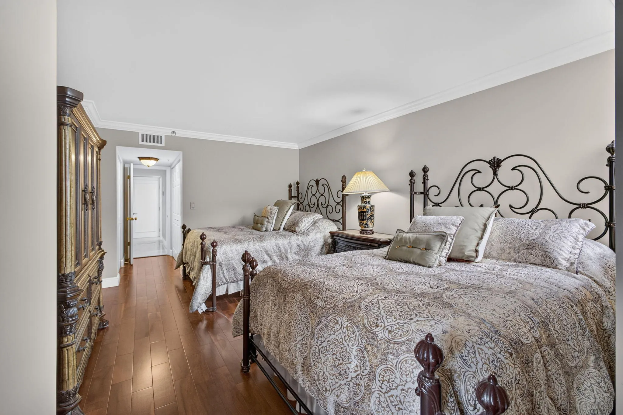32-web-or-mls-5D1A1283