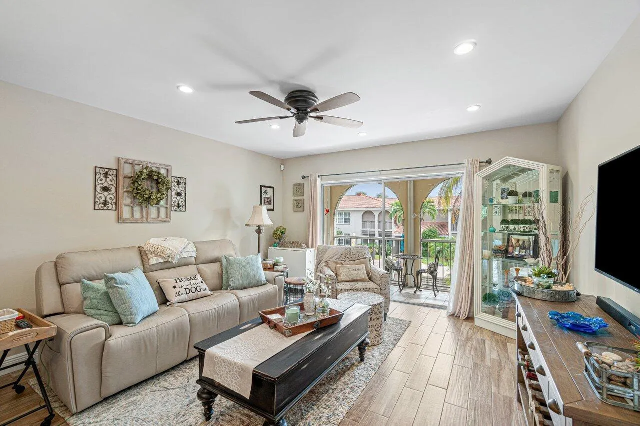 014-250Northeast20thStreet-2300-Boca-FL-