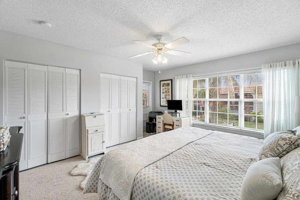 027-250Northeast20thStreet-2300-Boca-FL-