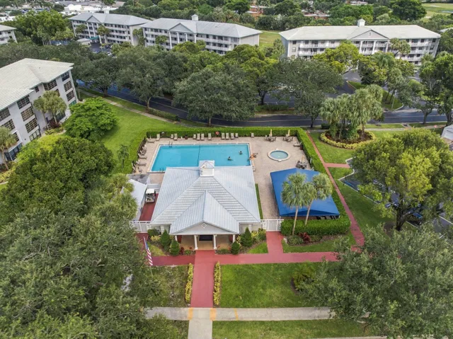 Country Club Amenities included in condo fee
