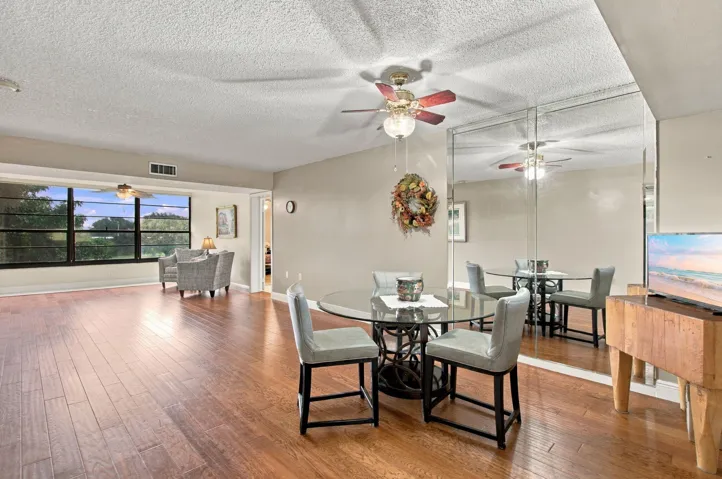 5-web-or-mls-1502-whitehall-dr-305