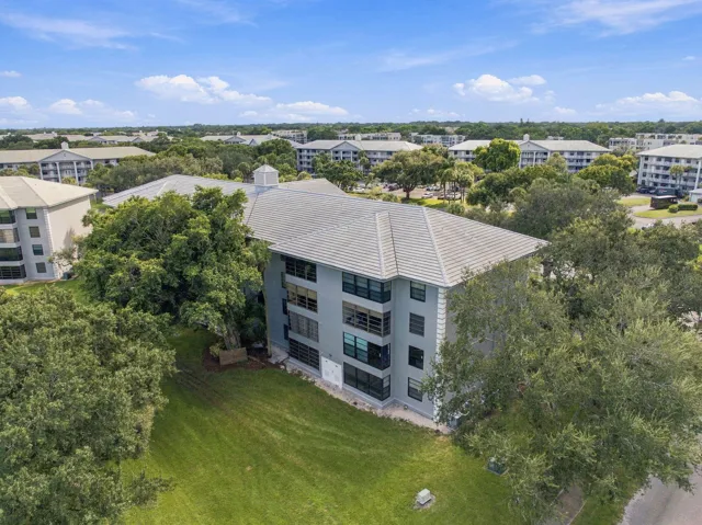 24-web-or-mls-1502-whitehall-dr-305