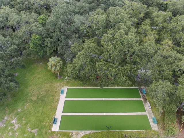 Country Club Amenities included in condo fee