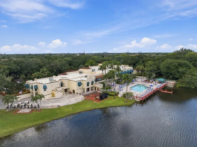 Country Club Amenities included in condo fee