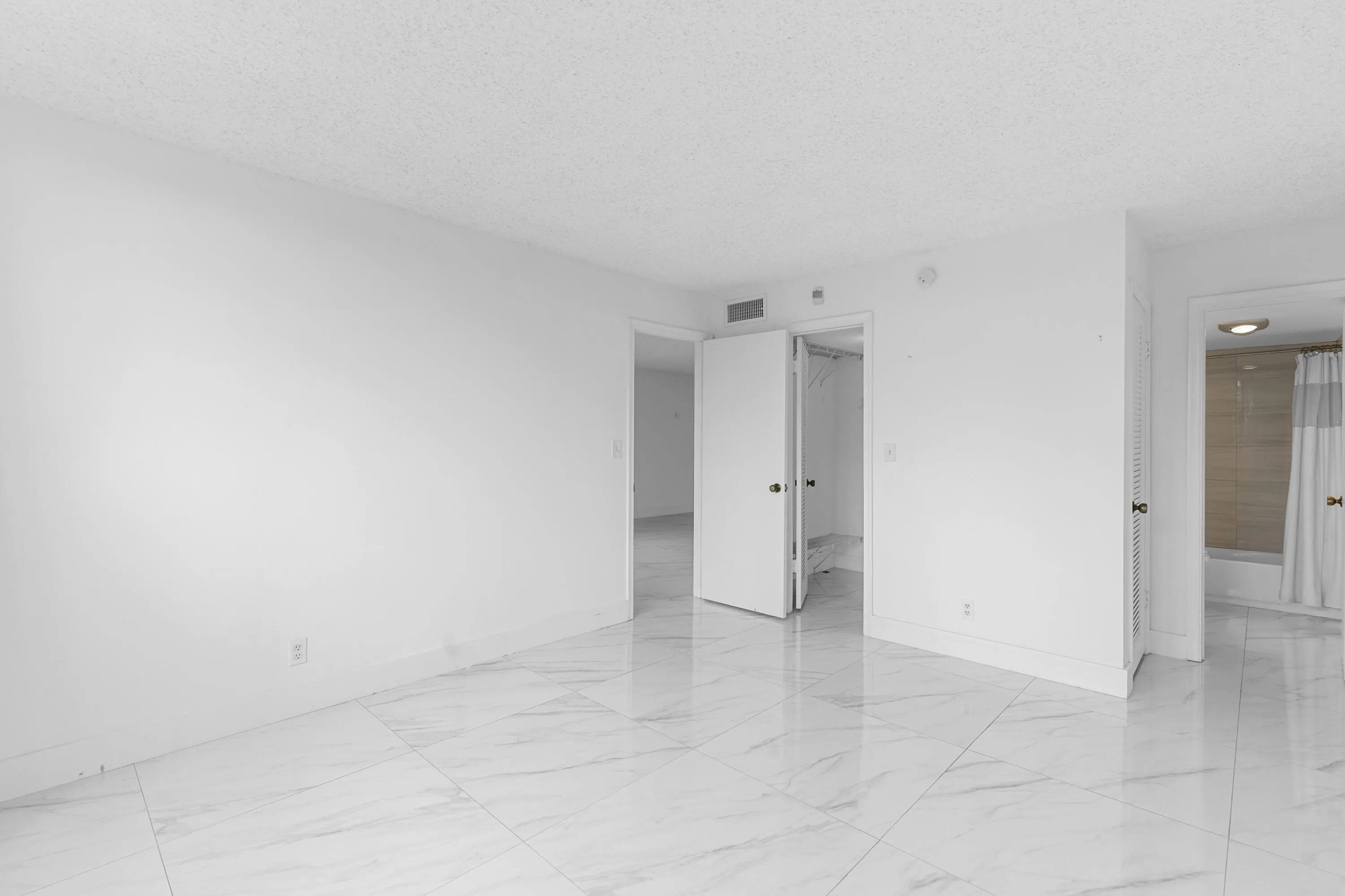 Bedroom with Walk-In Closet and Ensuite Bathroom