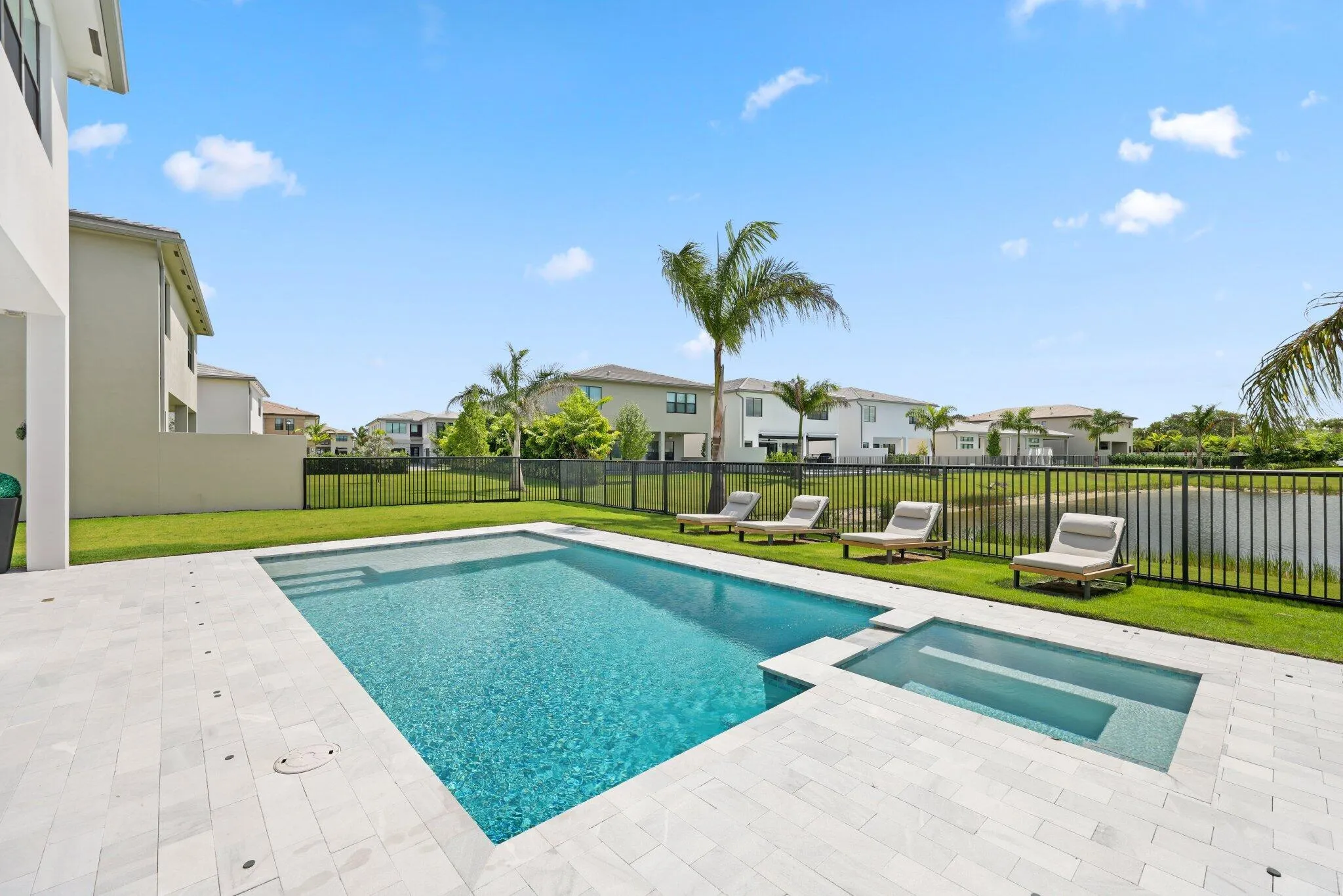 9682 Juniper Bay Ave - 39.jpg-SMALL