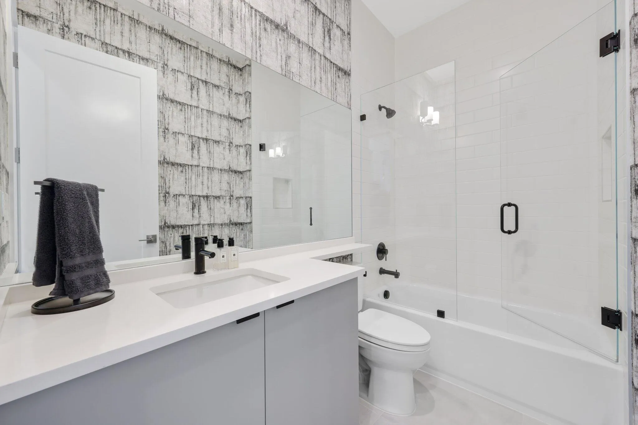 9682 Juniper Bay Ave - 50.jpg-SMALL