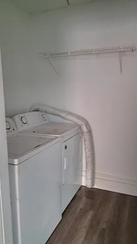 608 Laundry room
