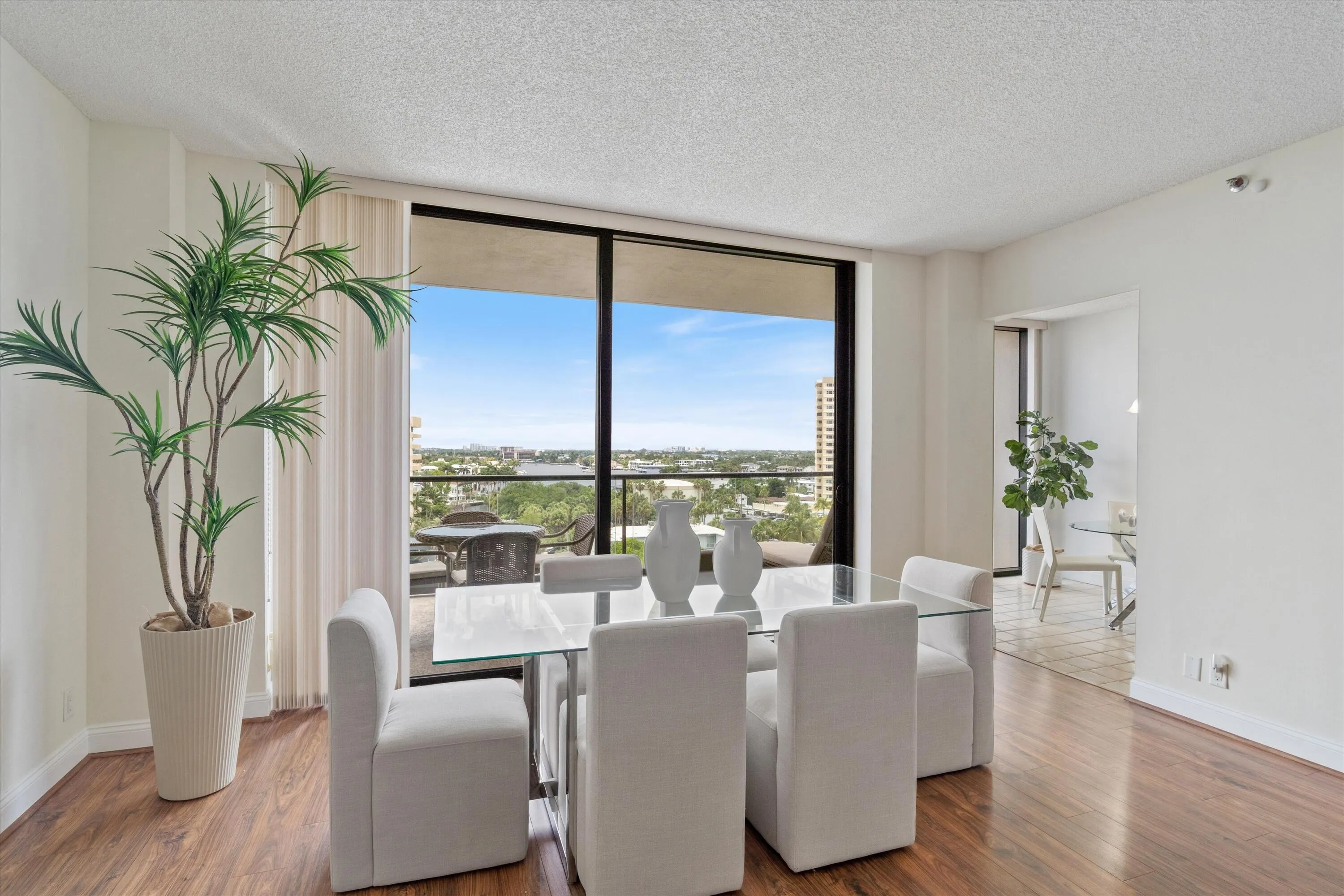 07-1300 S Ocean Blvd Apt 705 Pompano Bea