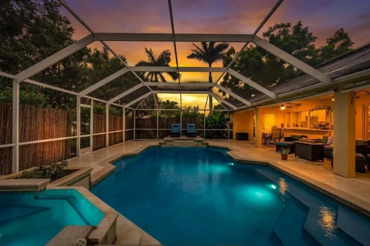 Pool_VT