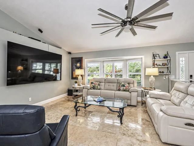 Large Room for Large Entertainment Center