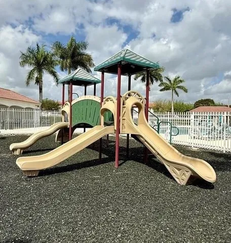 Playground Antilles