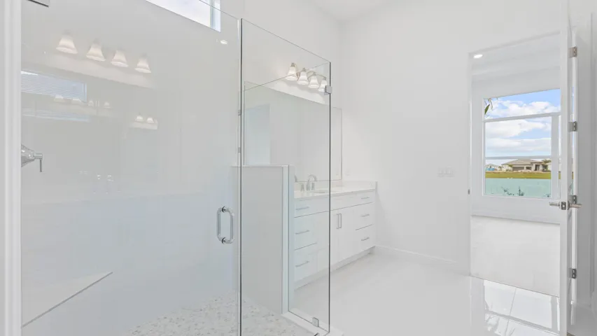 Owner's Bath