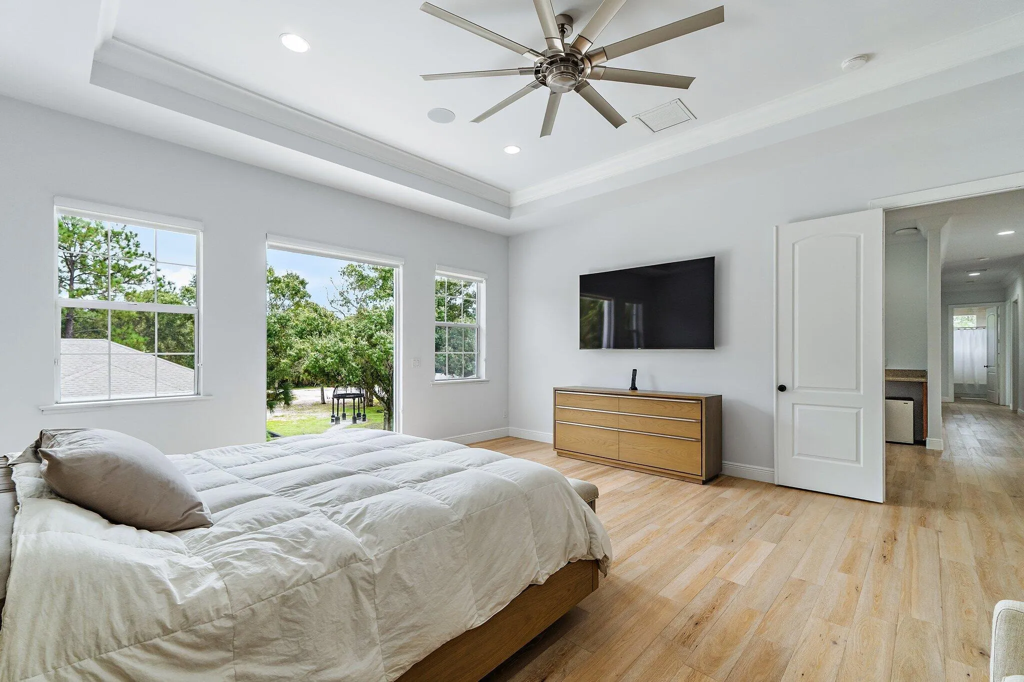 111-17736103rdTerrN-Jupiter-SMALL
