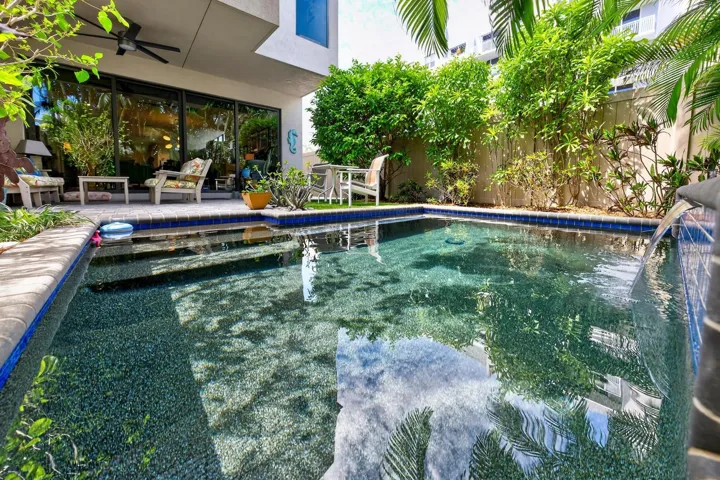 008-026-Pool-1500x1000