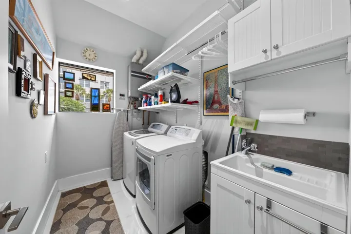 036-018-Laundry Room-1500x1000