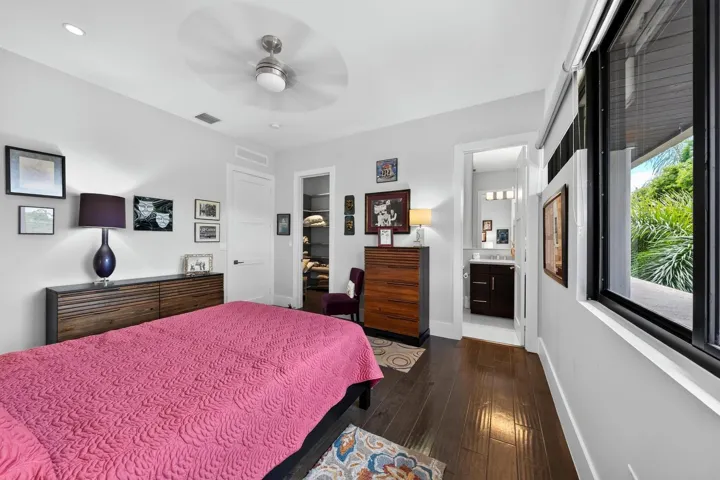 038-007-Bedroom-1500x1000