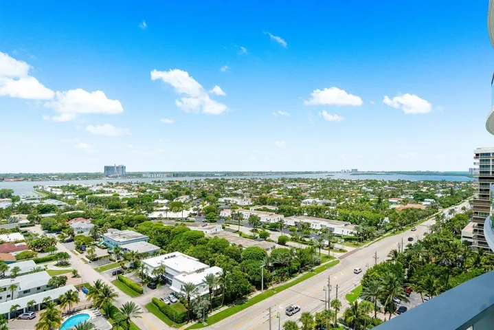 039-3100NorthOceanDrive-1505P-RivieraBea
