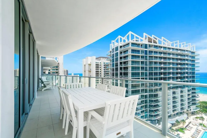 028-3100NorthOceanDrive-1505P-RivieraBea