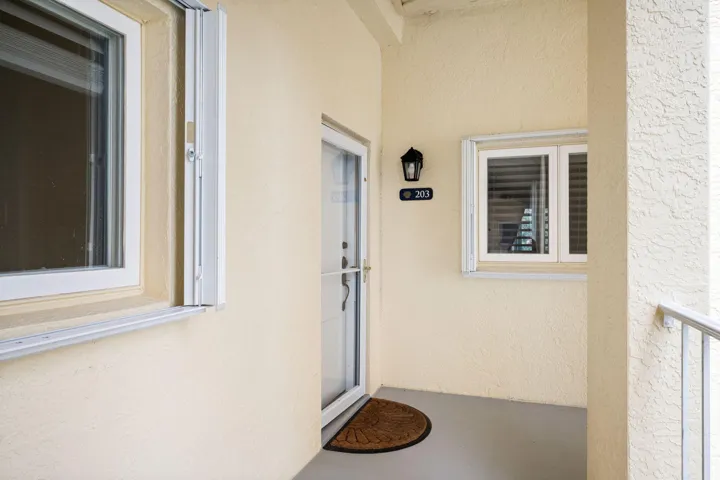 6-web-or-mls-5040 Harmony Circle 203--4